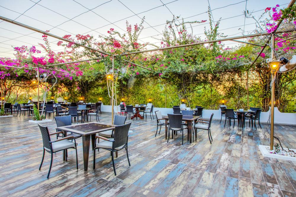 Merit Cyprus Gardens Holiday Фамагуста Экстерьер фото