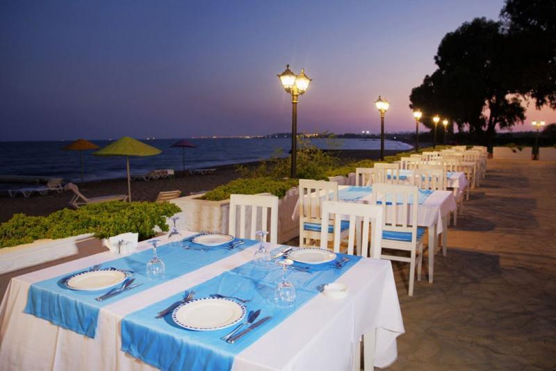 Merit Cyprus Gardens Holiday Фамагуста Экстерьер фото